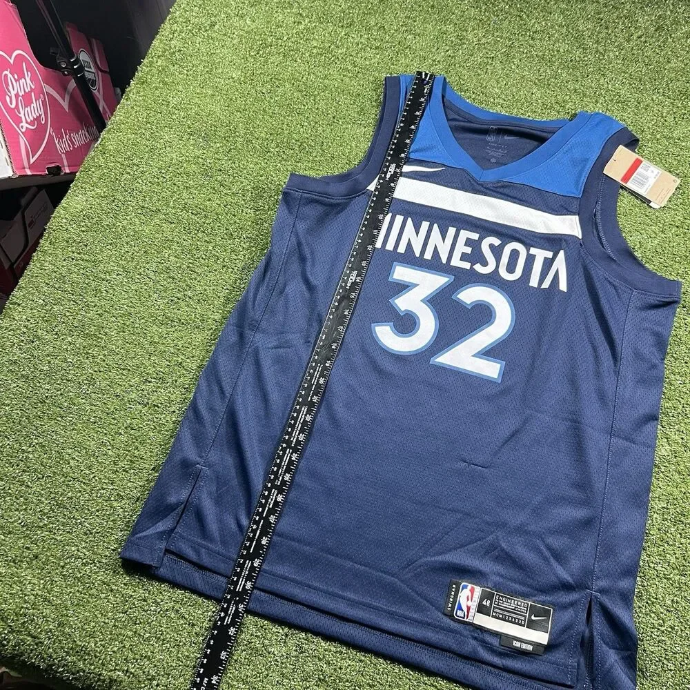 Nike Minnesota Timberwolves Karl-Anthony Towns 32 Jersey Mens L NWT